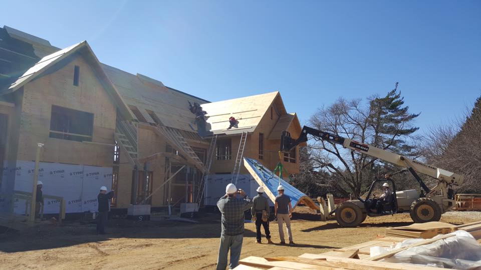 PohligBuilders's tweet photo. We always love unique exterior details, and this custom eyebrow front  porch roof from @digiconsoo is no exception!! #mainlinecustomhome https://t.co/4R1bo8yz2i