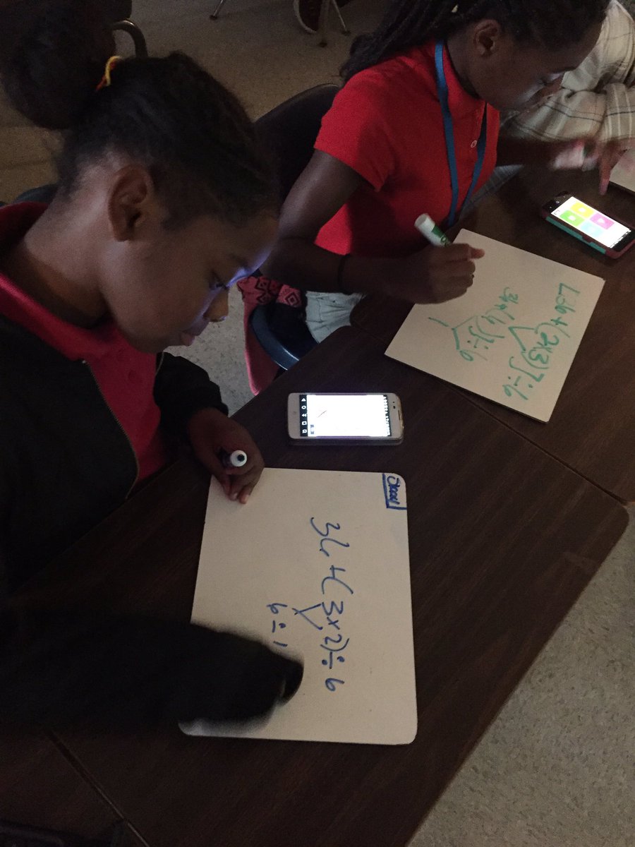 MrsWLoves2Teach's tweet photo. Using @GetKahoot to review for STAAR before break! https://t.co/6og5C3I7Ad