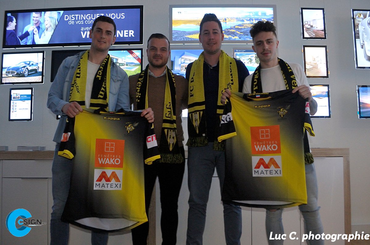 Info #football #transfert #bglligue <a href="/schnixmike/">Schneider Mike</a> et #benvogel 📝 pour 3 ans #teamfcpn 🐝 ➡ bit.ly/2lLGlaU #pnv #fcpn  🇱🇺