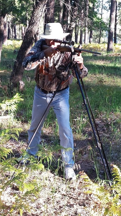StealthPodX's tweet photo. The tripod system easily folds up or down so you can shoot from prone, kneeling, or standing to give you the upper … https://t.co/EEGOsnEznI https://t.co/cGQaZcXfp3