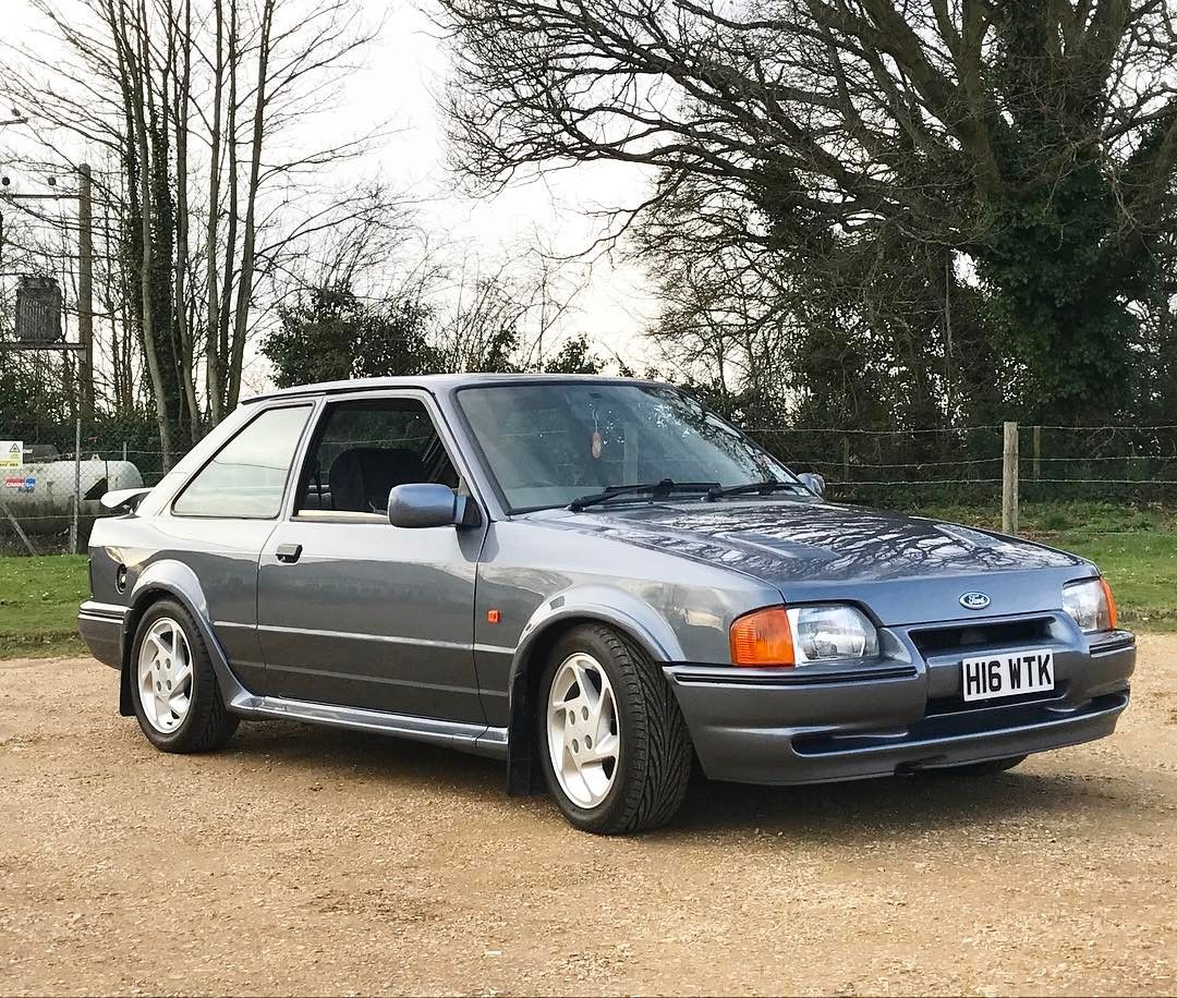 HeritageFord3's tweet photo. Ford Escort RS Turbo S2
📷: @will_kay_rs
#heritageford #Ford #Escort #RS #Turbo #rsturbo #S2 #mk4 #mercurygrey #CVH #MFI #90spec https://t.co/vrHIZyEDMh