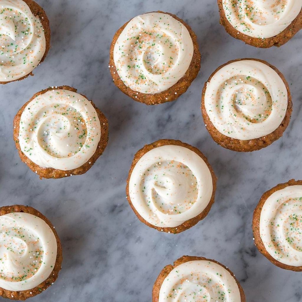 CupcakeRoyale's tweet photo. Carrot Walnut cupcakes with swirls of our delicious cream cheese frosting. Snack time!
•
R… https://t.co/HCHu1EM262 https://t.co/e1Eda39aJH