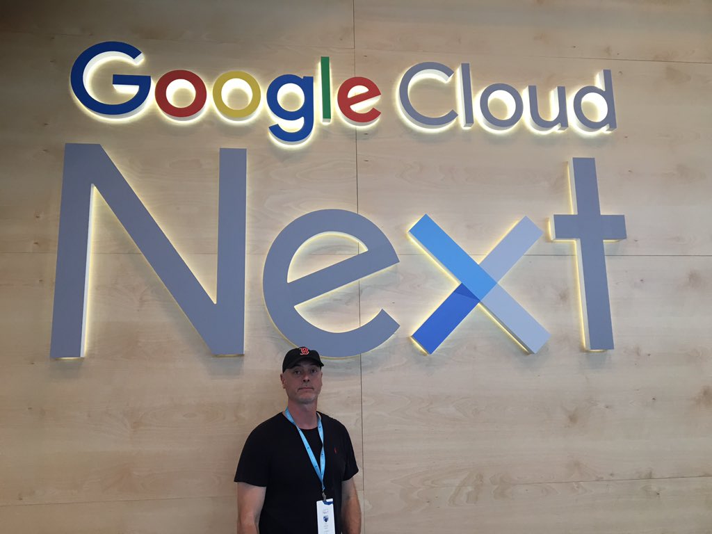 cranthony19's tweet photo. Final day at #NEXT17 been a great conf. Should be a great 2k17 #lifeatkohls https://t.co/leJNxwCoQS