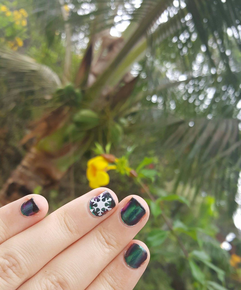 realscientists's tweet photo. I have nail polish thats an iridescent powder and needs a layer of black polish underneath for the same reason
https://t.co/EwcYNnMnO9 https://t.co/eeRjdXlkFW