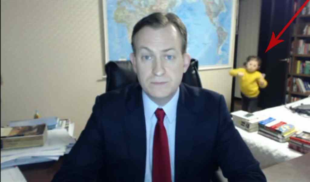 MemeQuotescom's tweet image. When you're live on BBC and everything goes wrong. Viral video of the year: memequotes.com/parenting/live…