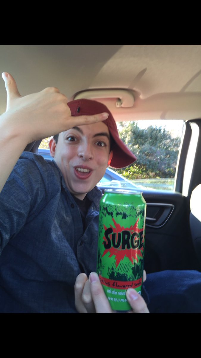 Nick__Wolfhard's tweet photo. Whoa dude so 90s https://t.co/0N7yt3SAxA