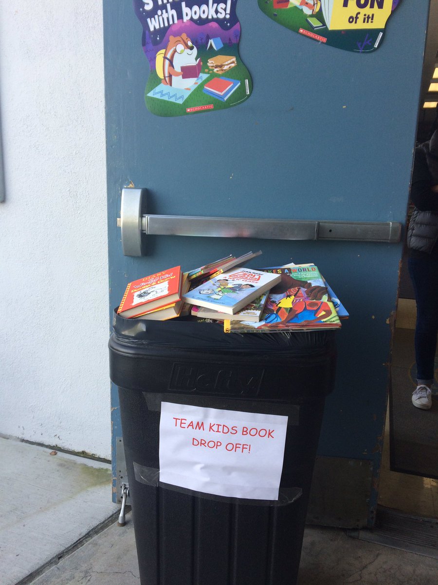HarborViewPFO's tweet photo. WTG HV! Student-driven Team Kids filled 6+ BINS of books for a Compton elem. school's library. #hvepride #teamkids https://t.co/ai0d1TuHhJ