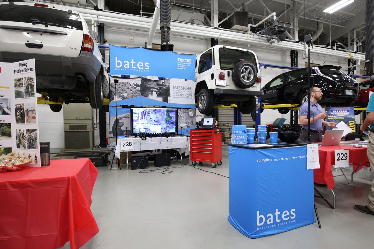 batesarchitects's tweet photo. Bates participated in Ranken Technical College’s Career Fair yesterday and showed students what VR is all about! #Bates #VR #VirtualReality https://t.co/OEmJlkkhJs