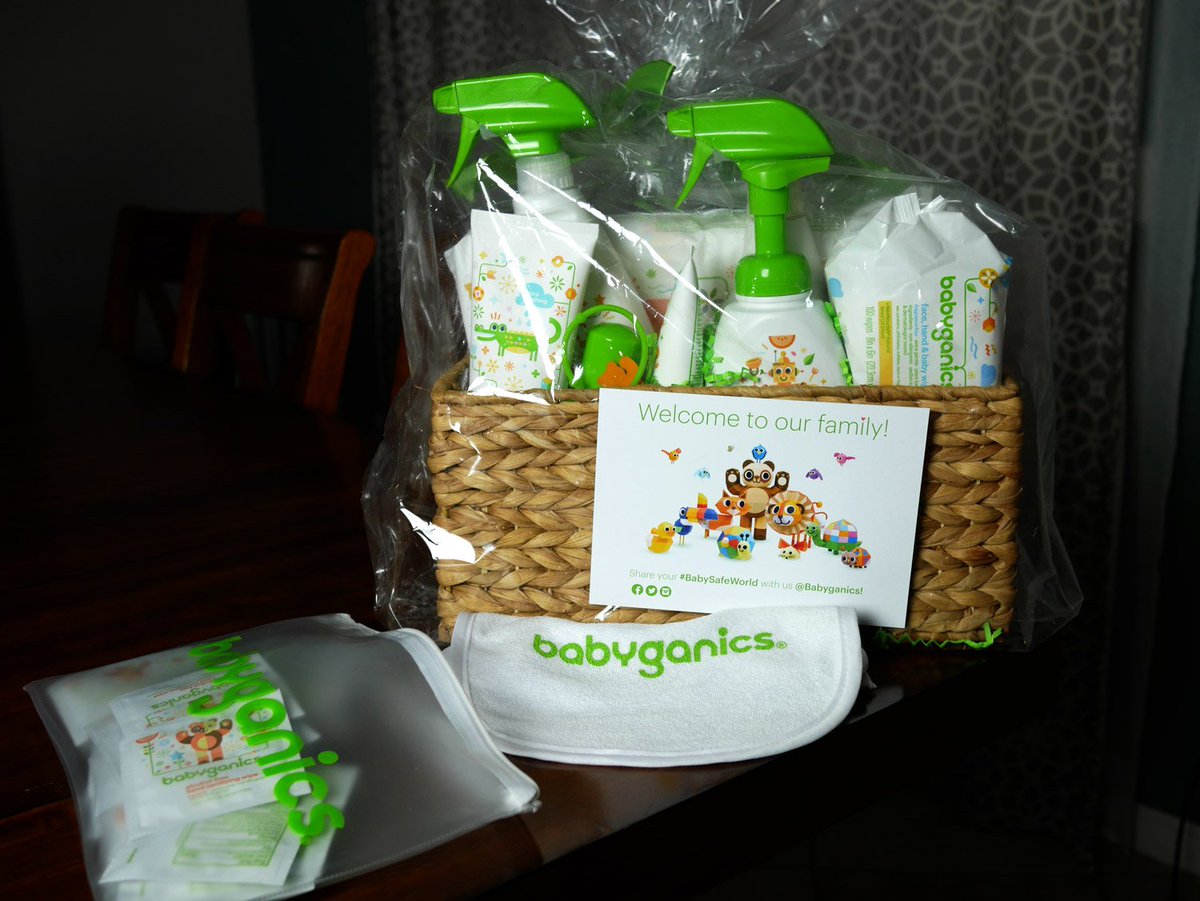 TwoBitDaVinci's tweet photo. Thank you @Babyganics for your lovely gift basket for my wife's baby shower! You guys rock, future customers for life! #babysafeworld π https://t.co/RjIQttsrpz