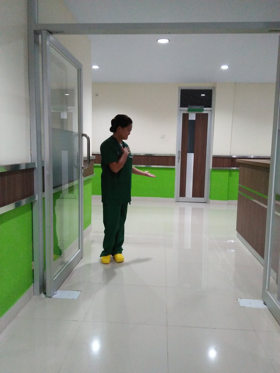 srininingns's tweet photo. Welcome to our hospital.  Mega Buana https://t.co/pNNK6B7GHA
