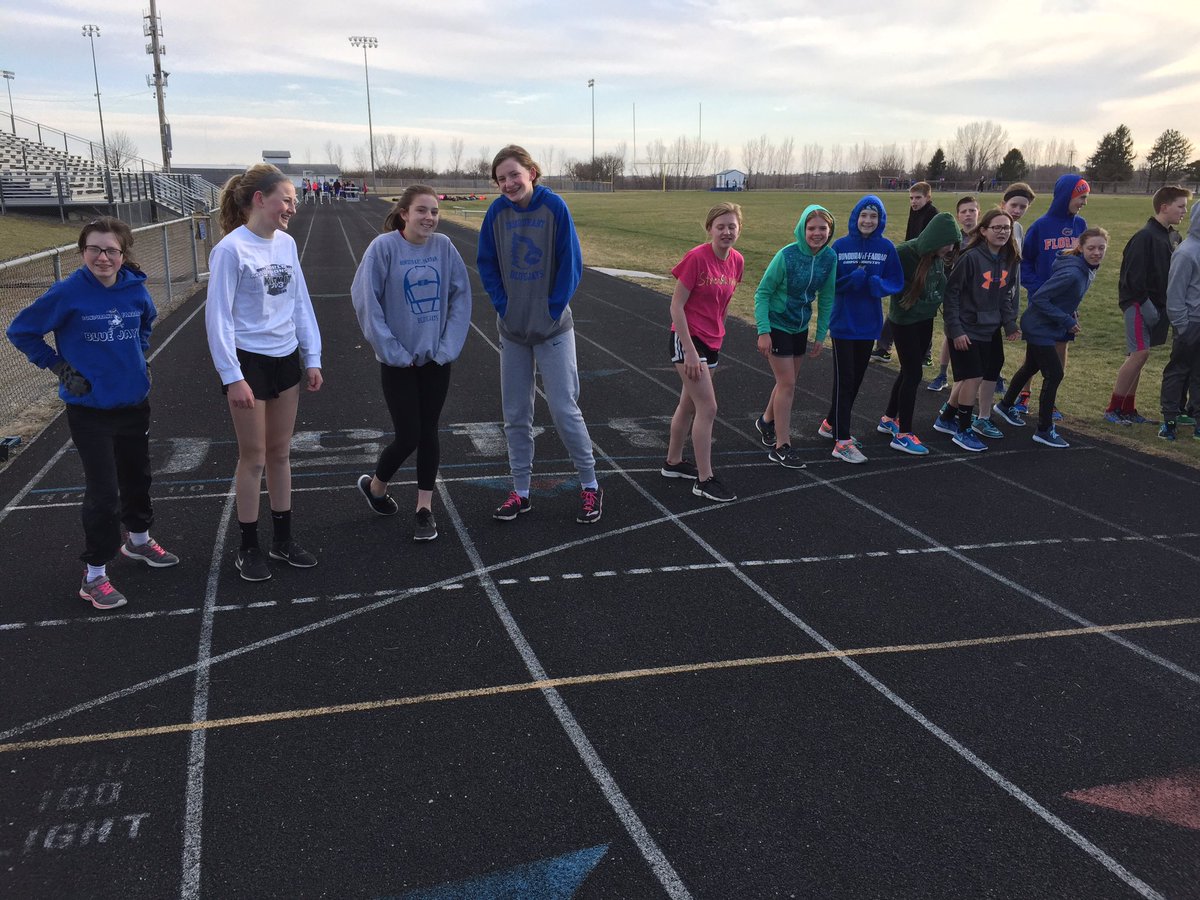 BFMath6's tweet photo. Excellent track clinic with 4-8th graders this past week! #tryitout #trackrules #findyourpassion #newexperiences #bftrack https://t.co/ssRrAtUXUb