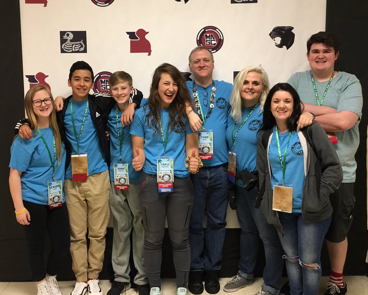 sridinger's tweet photo. BHS students representing at the MASC Conference!#MASCState17 @BransonPirates https://t.co/tP4P68fa1g