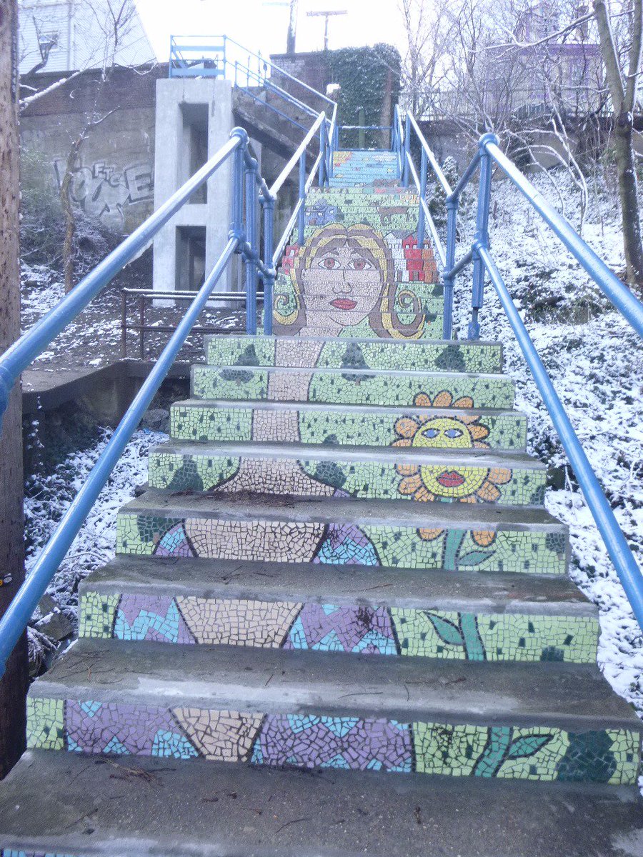 PittsburghTrail's tweet photo. Mosaics on Oakley St steps in the South Side Slopes @SouthSideSlopes #Mosaic #PittsburghSteps #PublicSteps https://t.co/JJ8TyPeXCV