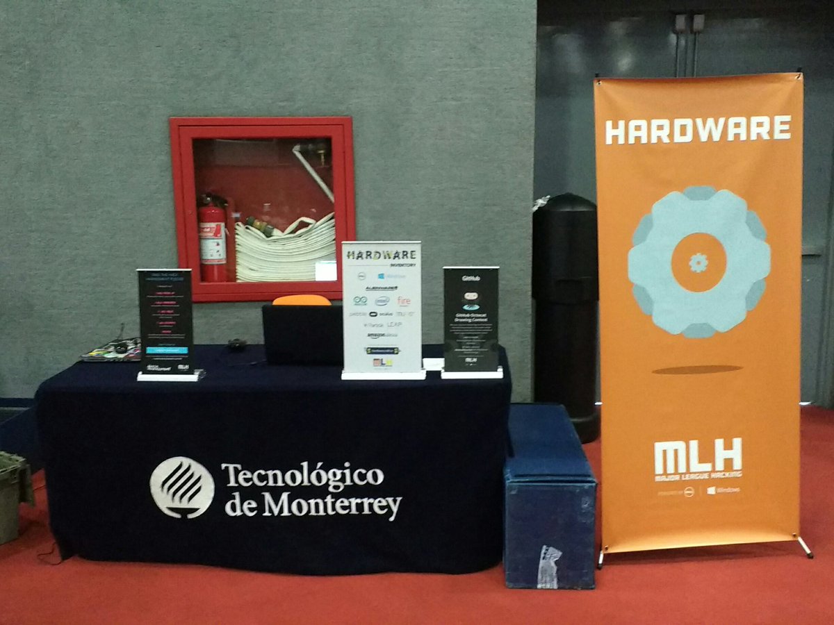 hackpuebla2017's tweet photo. El stand de hardware está listo! Recuerden usar el link de https://t.co/Nlk6BIFEJL para registrarse y pedir su equipo. #HackPuebla2017 https://t.co/WCQVcJwsYG