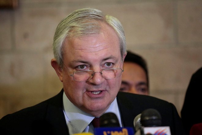 FinancialXpress's tweet photo. World faces largest humanitarian crisis since 1945, says UN’s #StephenOBrien https://t.co/7OyxkWDDTt https://t.co/0ket6hw7Eu