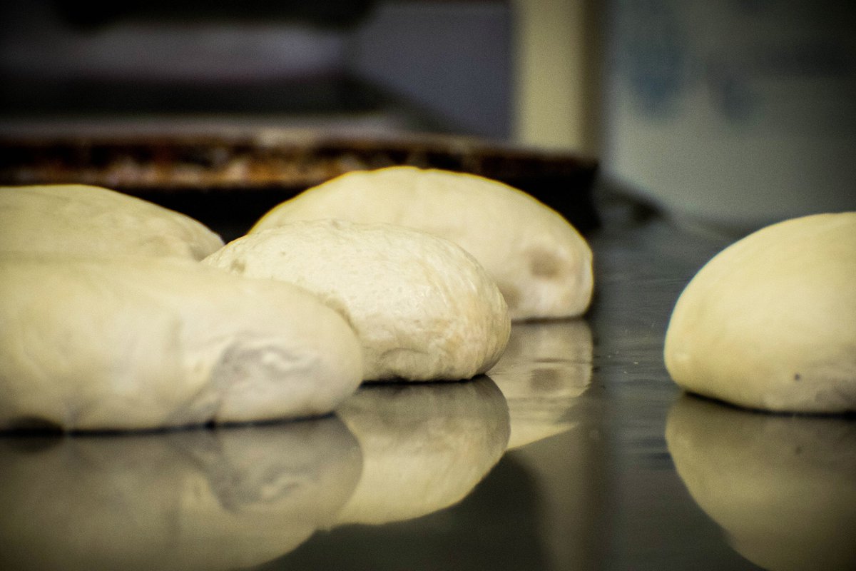 vi_pizzability's tweet photo. FRIDAY FUN FACT! Our dough is made in-house everyday by hand! Do you know what the term "Dough Proofing" means?#FridayFunFact https://t.co/RNSKpSVwUA