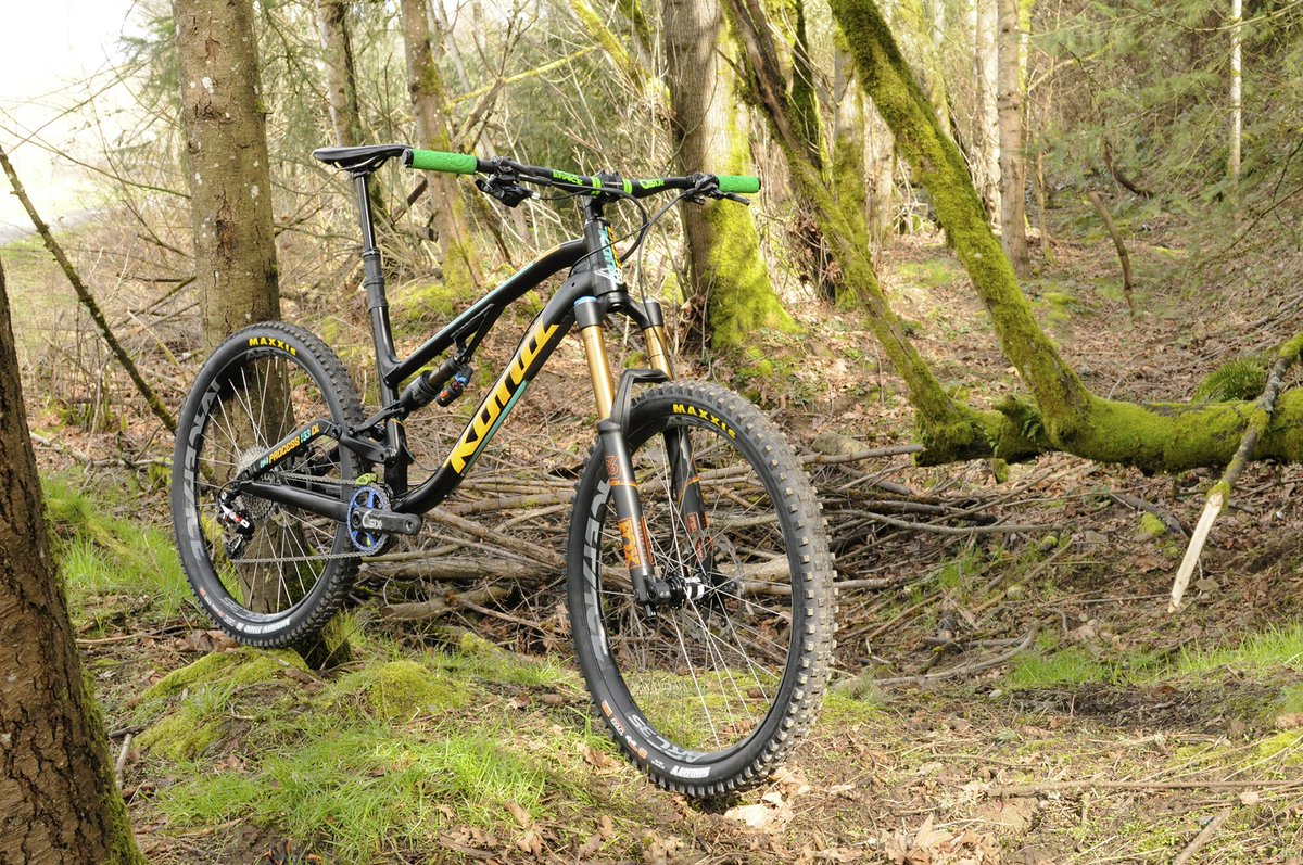 SellwoodCycle's tweet image. Our man, Mike, just got these two @konaworld #process153 whips all dialed in for the rad folks at @CoalitionRcgMTB ! No bad days, ever.