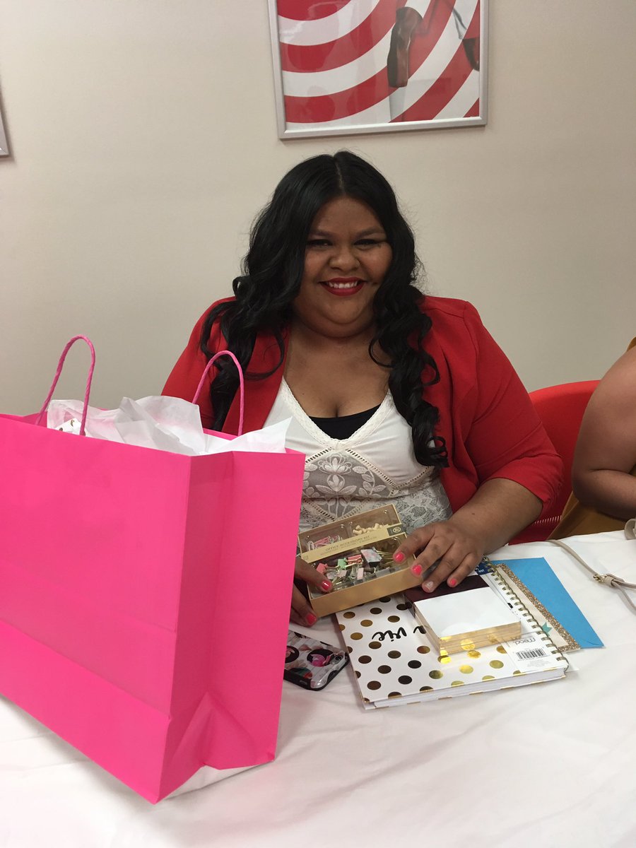 skynewton3's tweet photo. Congrats @patti_T2715 on your promotion to ETL! 🎉 #T2715 will miss you! 😊 https://t.co/gLgqkK0CG3