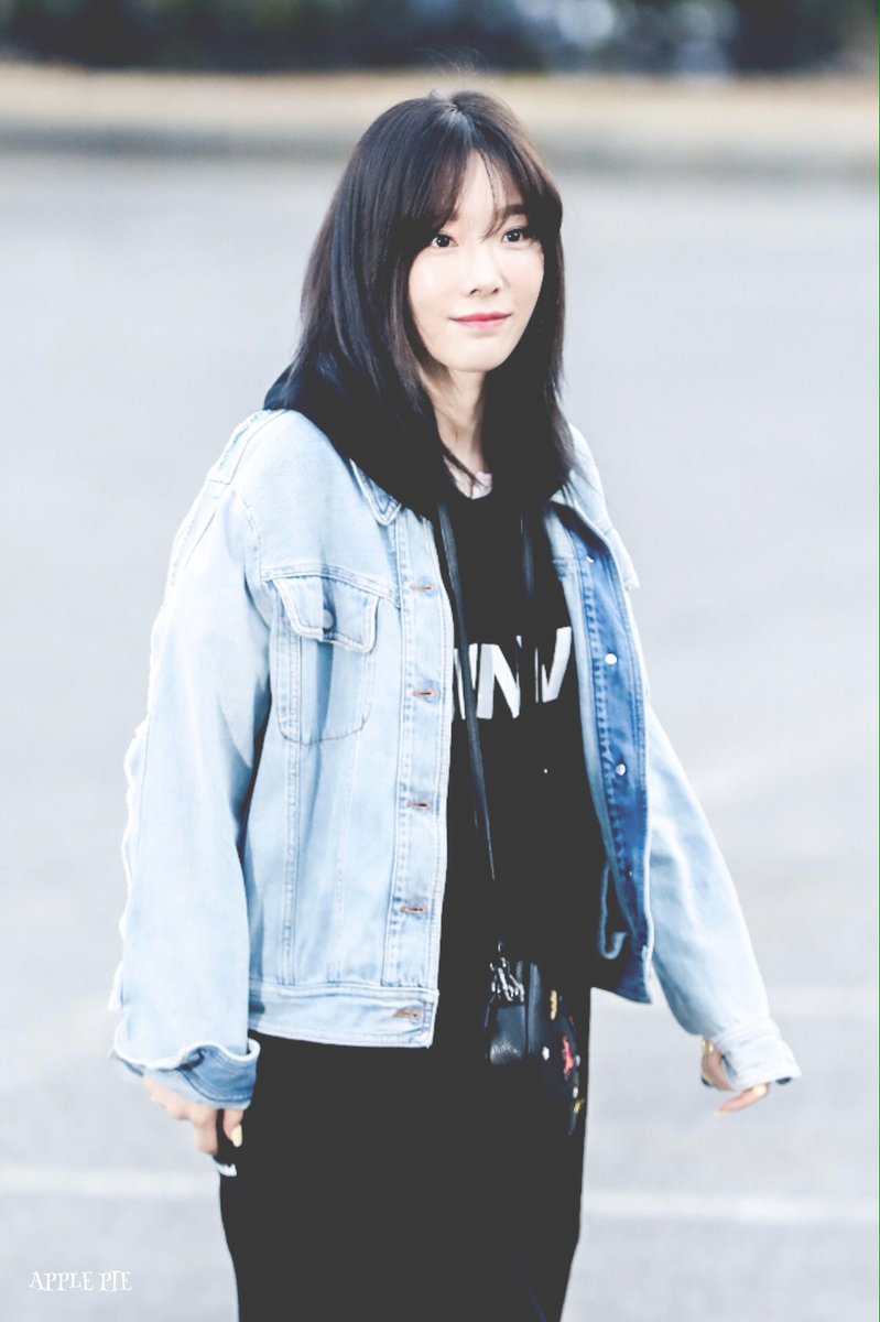 Applepie8Pie's tweet photo. 170310 태연 KBS 😍 https://t.co/G8mKohw7Eh