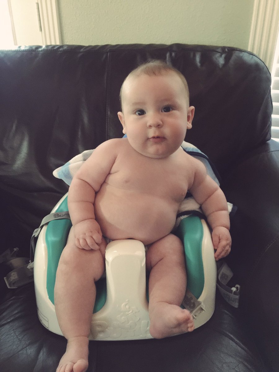 McelroyKatie's tweet photo. Rolls on rolls https://t.co/uGc64Q7EQR