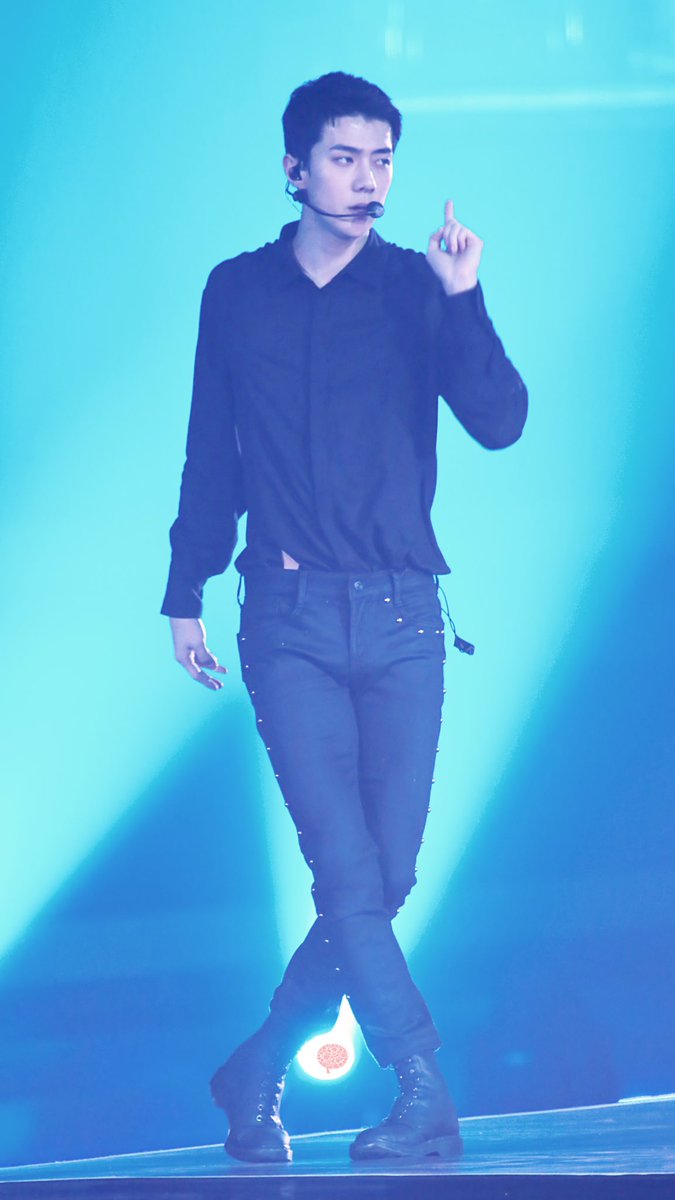 BestSehunMOU's tweet photo. #SEHUN #世勋 #세훈 my king https://t.co/nUTJlvrWba https://t.co/kRhJa1nbOz