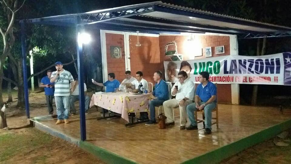 FSilvaFacetti's tweet photo. Reunión comando #EnriqueSolano #DistritoCnelOVIEDO Presentamos propuesta #LANZONI de la #Mesa2018 #UNIDOStriunfaremos @blaslanzoni https://t.co/WjWsgbLhdO