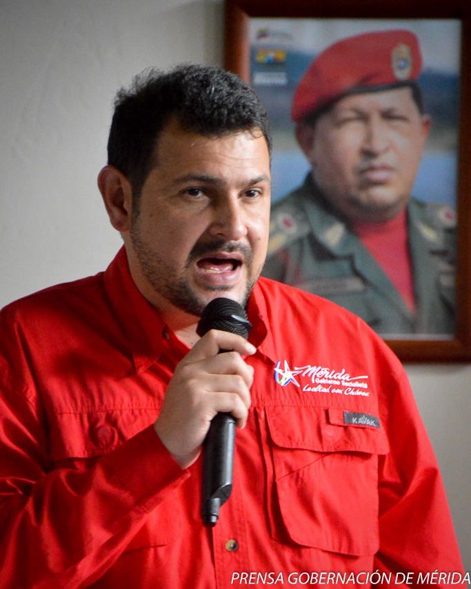 GobAlexisR's tweet photo. Gracias a Todos, hoy logramos ser el Estado #13 en pasar a 100% cobertura en la Salud Primaria. Con @NicolasMaduro la Revolución AVANZA https://t.co/1ScrRaLIMd