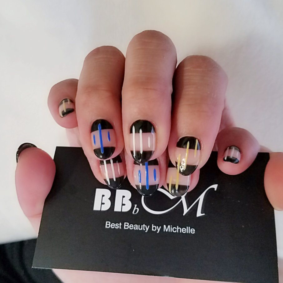 Bbbm_3bm's tweet photo. #weddingnaildesign #Japanesenailart
#naildesign #swarovski #crystal #designnail #weddingnail #fashionnail #deepfrench #nailart #newdesign https://t.co/tN7LM3zUQm