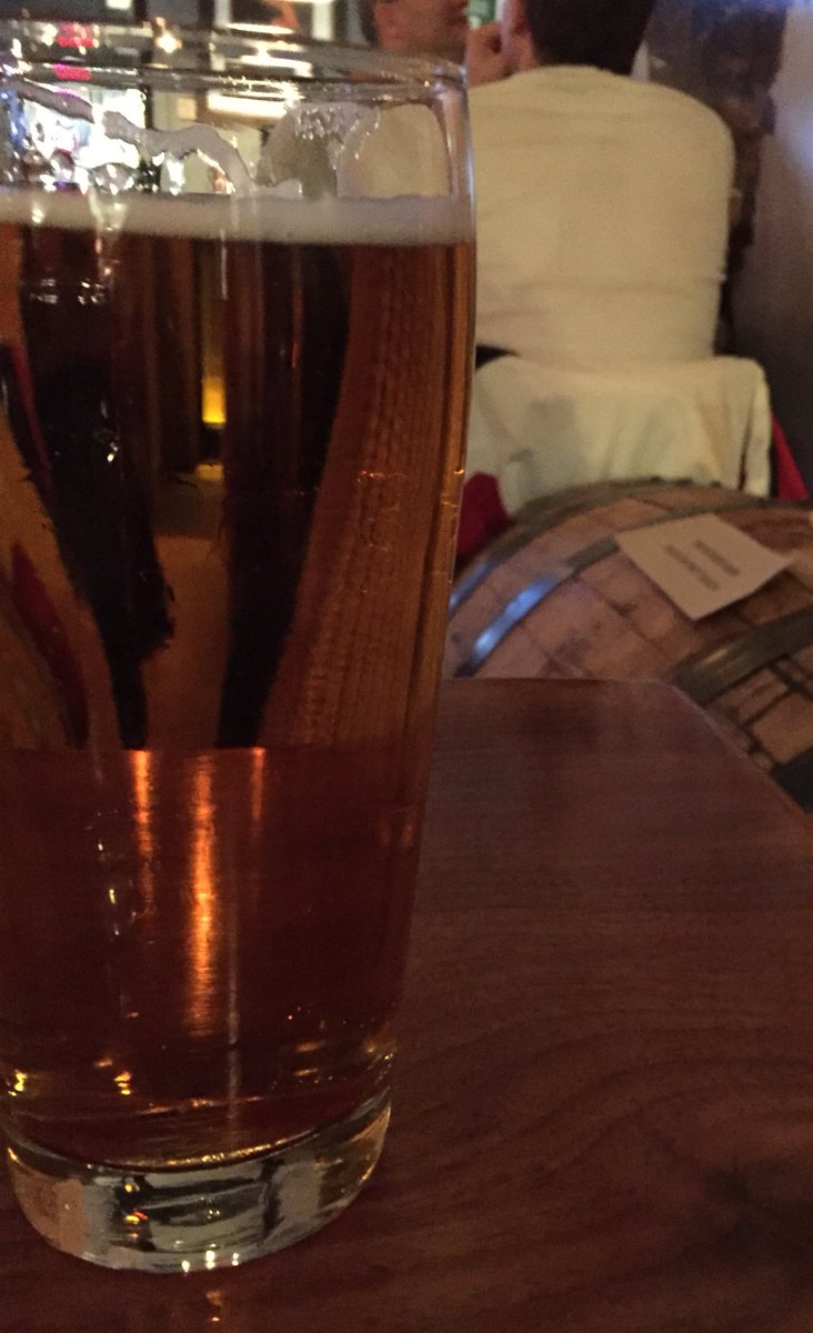 lkoster's tweet photo. Hey @Alpine_SkiClub members! #downdraft is back on tap and in bottles @Northwindsbeer! #CraftBeer #onlyalpine #collingwood https://t.co/gefLQhHbbS