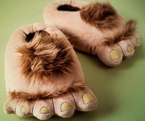 StuffWanted_'s tweet photo. Hobble around your house with hairy #hobbit #slippers!
https://t.co/If6hdmt5IQ

#HairySlippers #NoveltySlippers #HobbitFeet #FurrySlippers https://t.co/j1SVZPS1ky