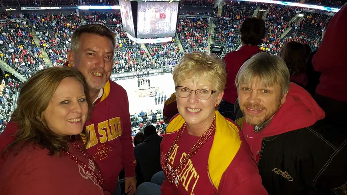 Caligal2004's tweet photo. #big12mbbready for the big semifinal game. https://t.co/KOiwmreH5i