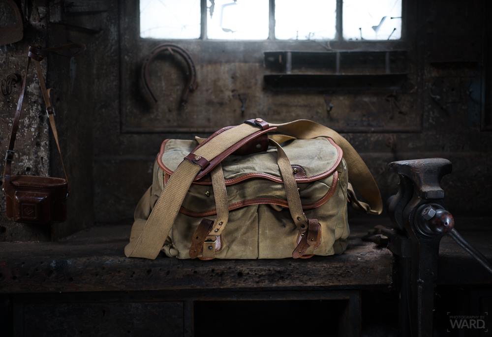 BillinghamBags's tweet photo. Dayve Ward's old Billingham. Entered into #BillinghamScreen competition - we'll announce winner soon! Dayve's site: https://t.co/5TeHCvscrx https://t.co/u50rl6qDH3