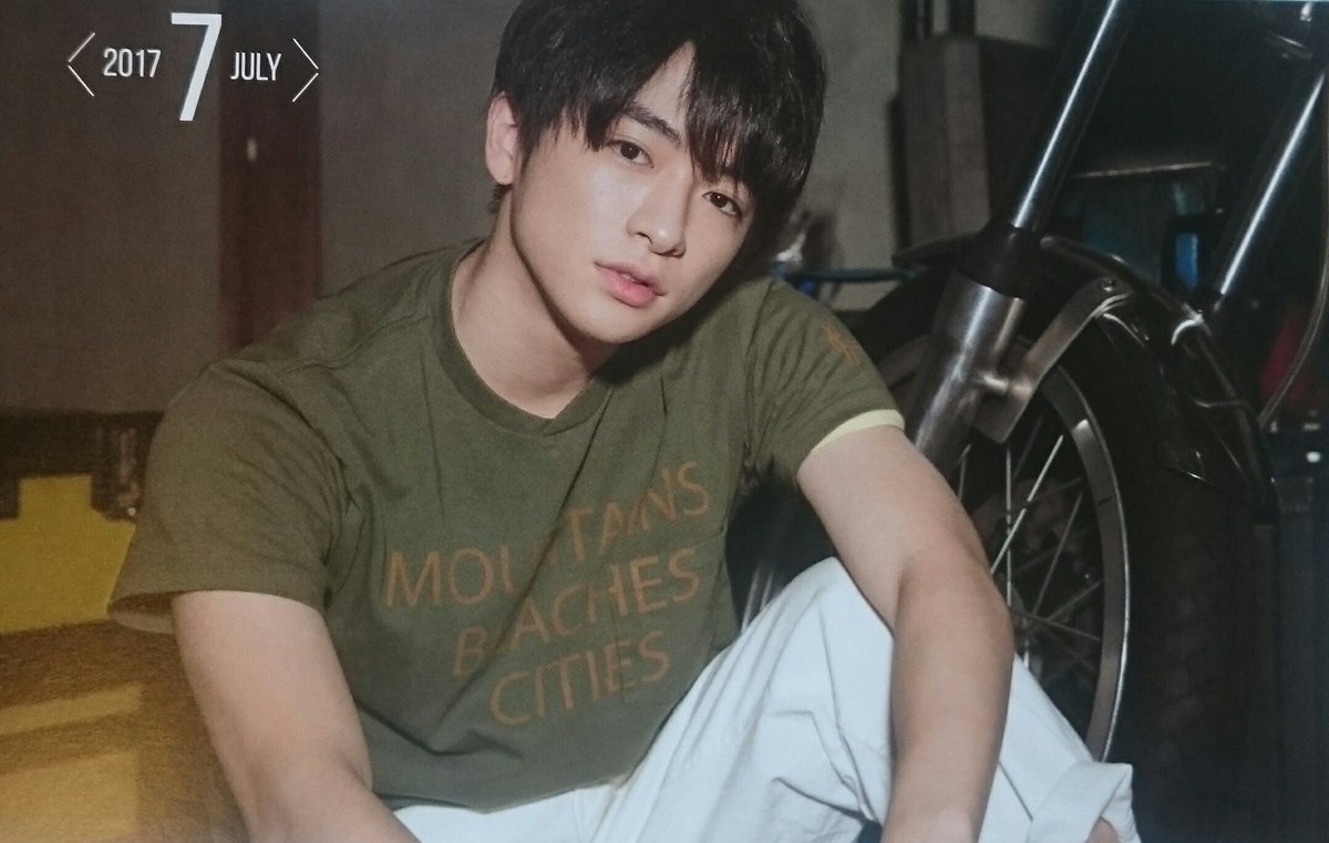 とろ No Twitter この知念くん体が大きく見えるんだけど 肩幅広くてがっしりしてるって言うのも前提としてお顔が小さい これが我らが代表する 可愛い と 格好いい を兼ね備えてる知念侑李です