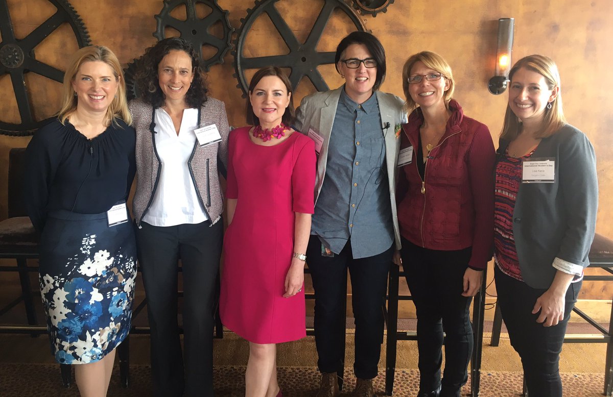 SiegelGale's tweet photo. TY to our #BeBoldForChange Celebration panel w/ @awatpa @heatherjcombs @MargaretMolloy @LisaMKane03 @C_Heckart #LauraGoldberg @LegalZoom https://t.co/A0WhXtsblp