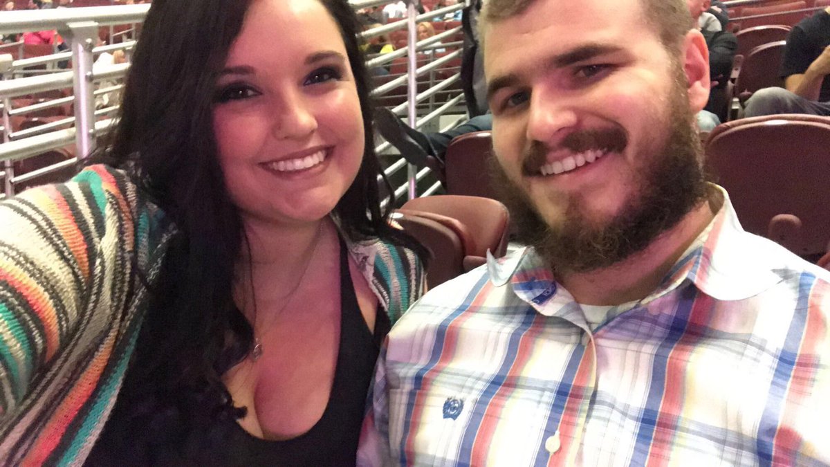 hannah_buster's tweet photo. #PBR #LittleRockPBR #LittleRock https://t.co/ppzwHTco7s