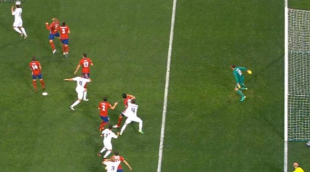 marca's tweet photo. #LoMásViral 'Indignados, recordad: la Undécima fue en fuera de juego' https://t.co/mDrzpnkFAJ Por @NachoPalen ✒ https://t.co/BTEDMPnFyg