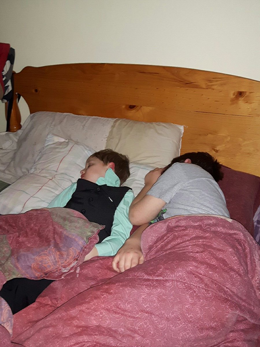 mape2692's tweet photo. Resting up for the big game tomorrow https://t.co/gWzMqaW1vE