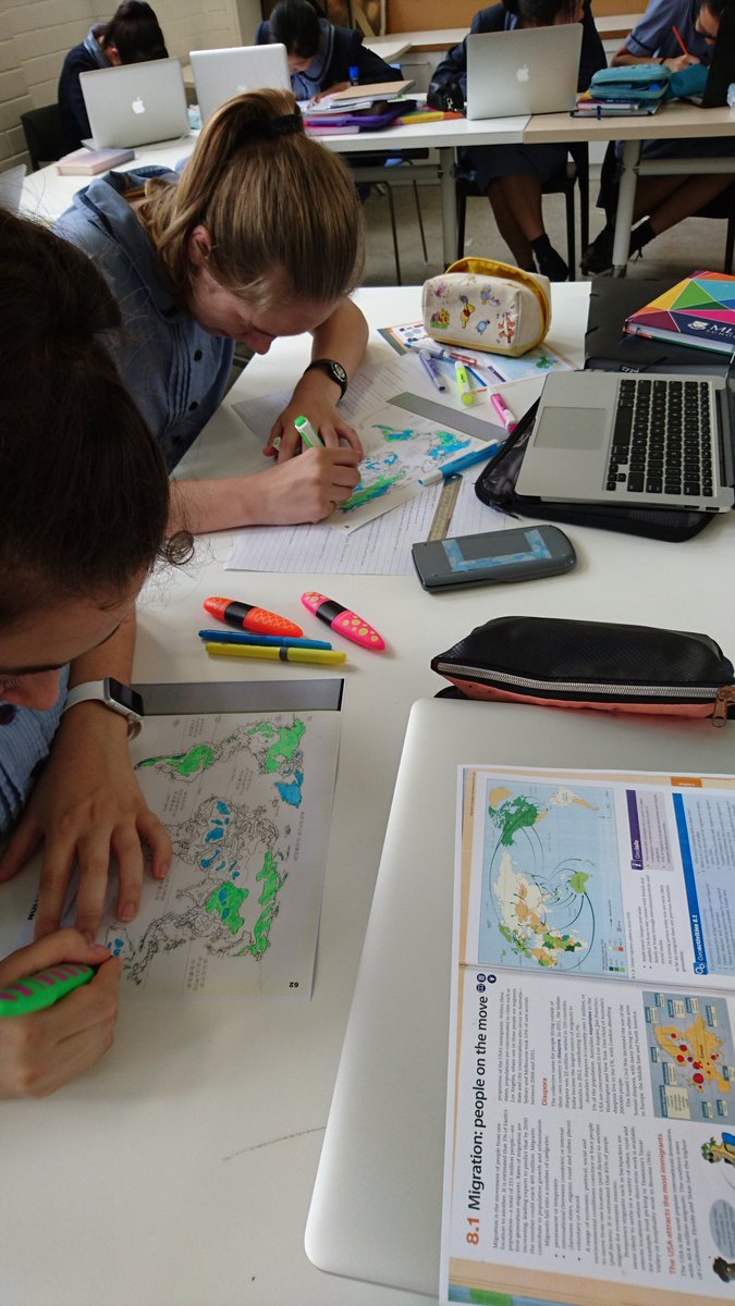 sarmie2343's tweet image. Yes geography does involve colouring in. It&apos;s awesome to see the patterns come alive for students #spatialdistribution @MLC_school