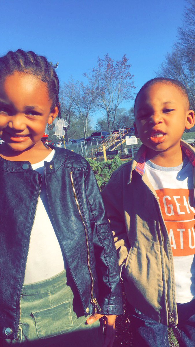 MsKeeblackass's tweet photo. treat my brother kids like they one of my kids β€οΈ #ttbabies https://t.co/6n6y2JXjjW