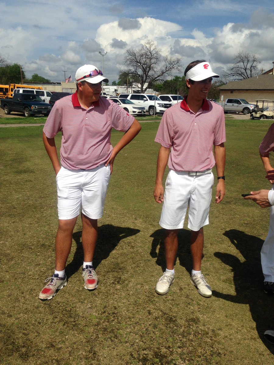 FHSBILLIEGOLF's tweet photo. Day 1 Uvalde Inv. Billies leading.  Tyler 70 Mason 74 Langston 79 Denver 83. https://t.co/hpXIgWt6vc
