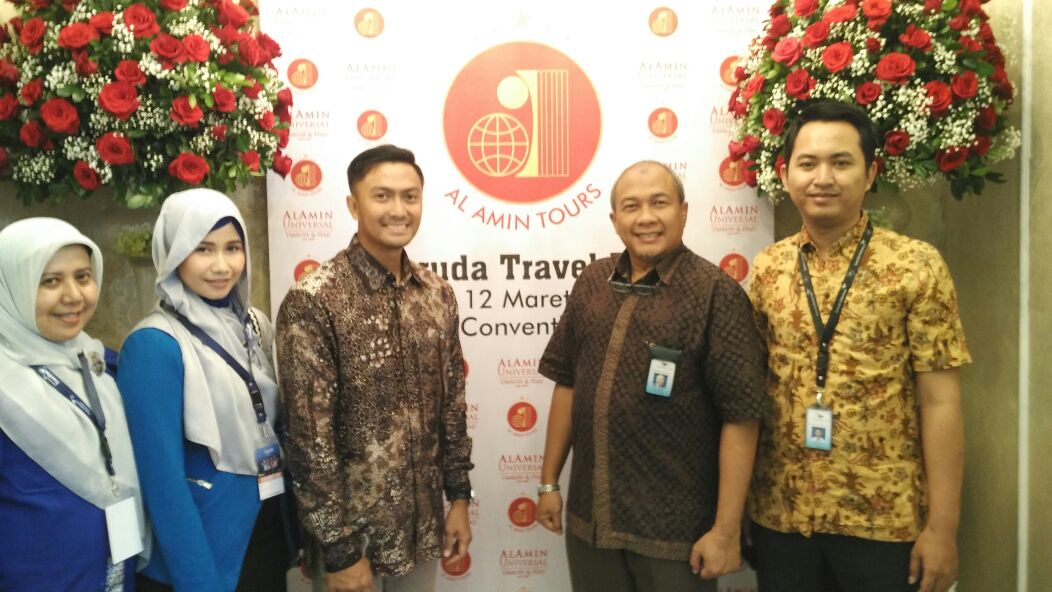 AlAminTours's tweet photo. #InfoGATF #ManasikPrima #AlAminGroup
"Be There and Get I Phone 6+" only at MANASIK PRIMA Tours & Travel Booth PF.11 Garuda Travel Fair 2017 https://t.co/ufEGtch2t7