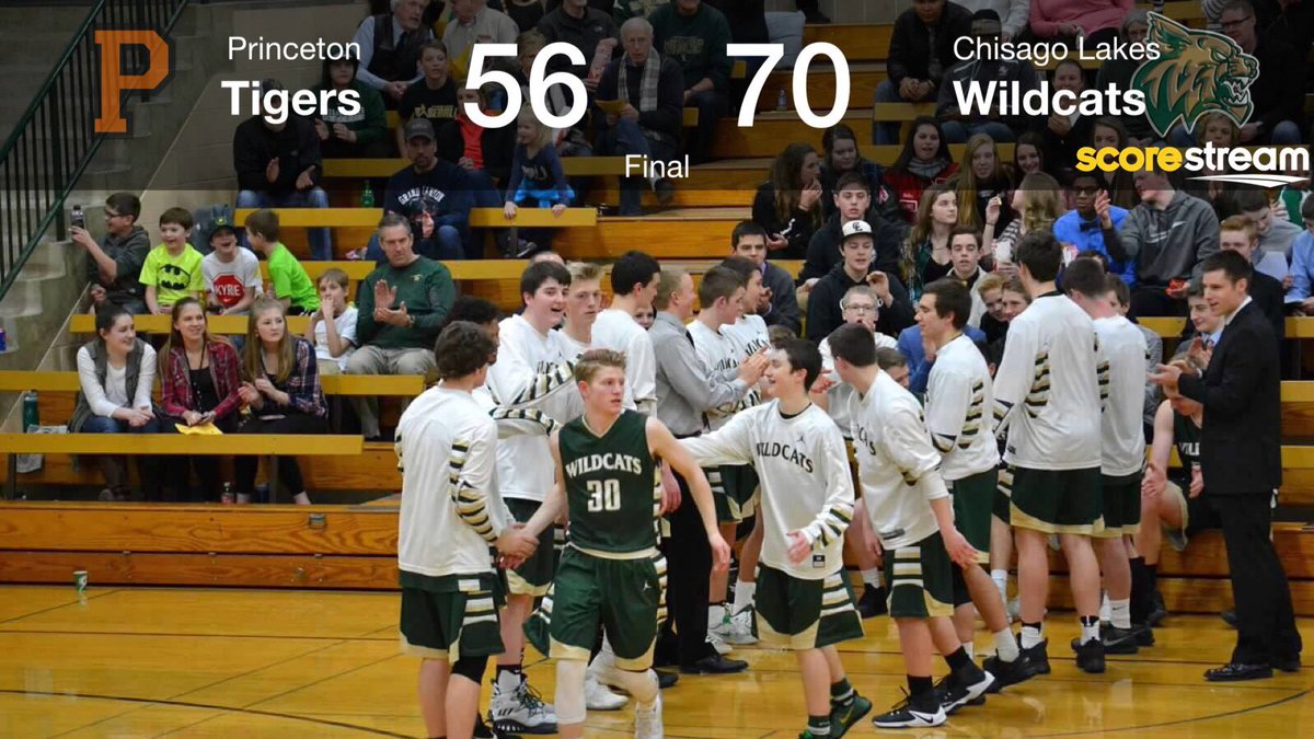 Dunham_19's tweet photo. We are one away. #clhoops #pushforstate https://t.co/BxfgSrW540
