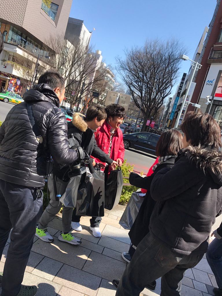 芸能人目撃情報 芸能ニュース 芸能速報 3 11 芸能人目撃情報 東京都 原宿 ロバート秋山