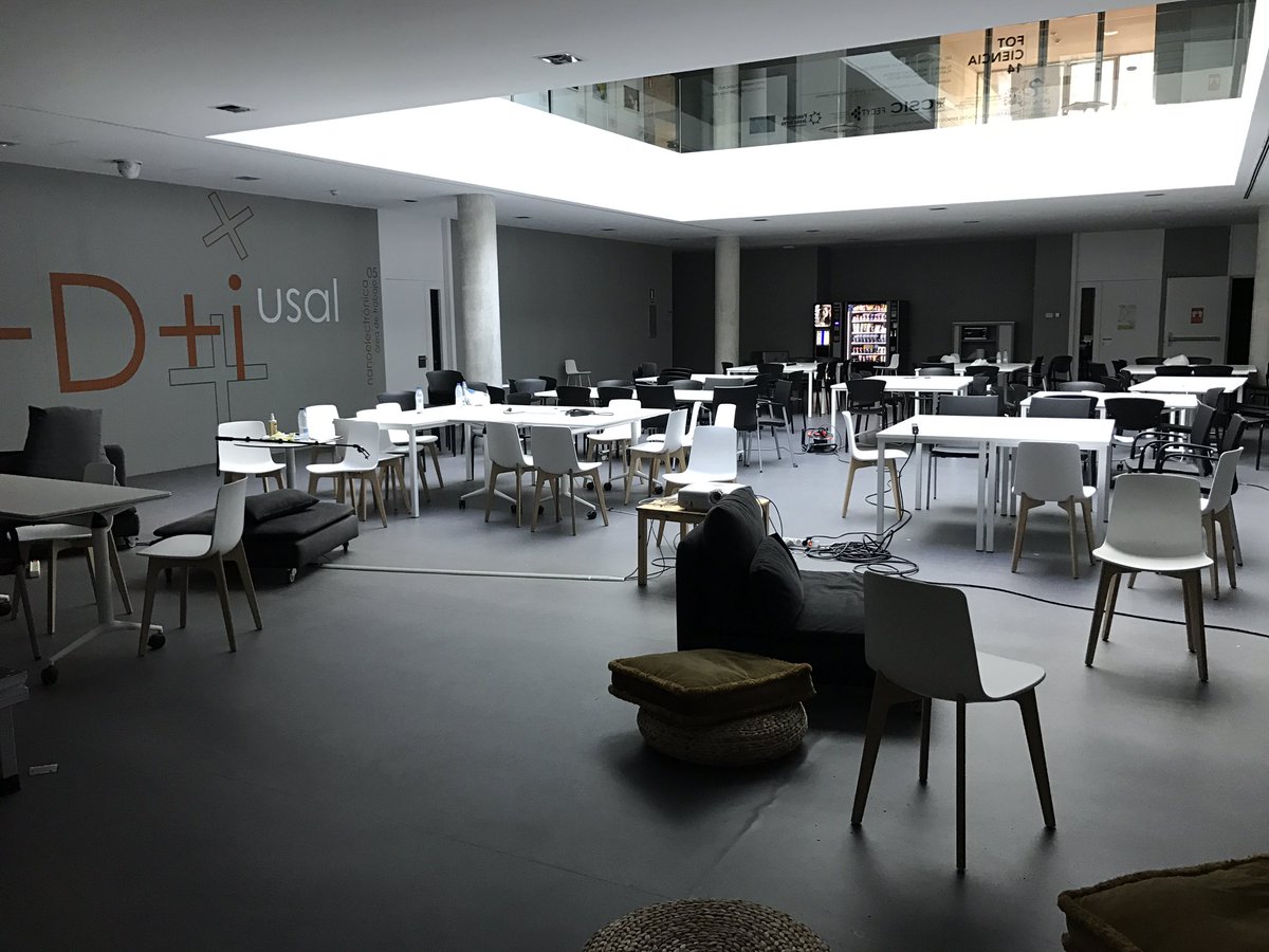 Medialabusal's tweet photo. Amanece en #hackforgood Salamanca preparados para el sprint final. https://t.co/7rgKJkpcWi