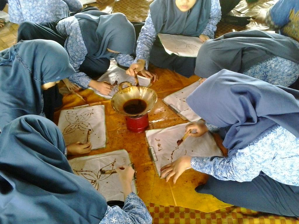 SMP Al Washliyah Jakarta <a href="/kampunghorta/">Wisata Edukasi Bogor</a>