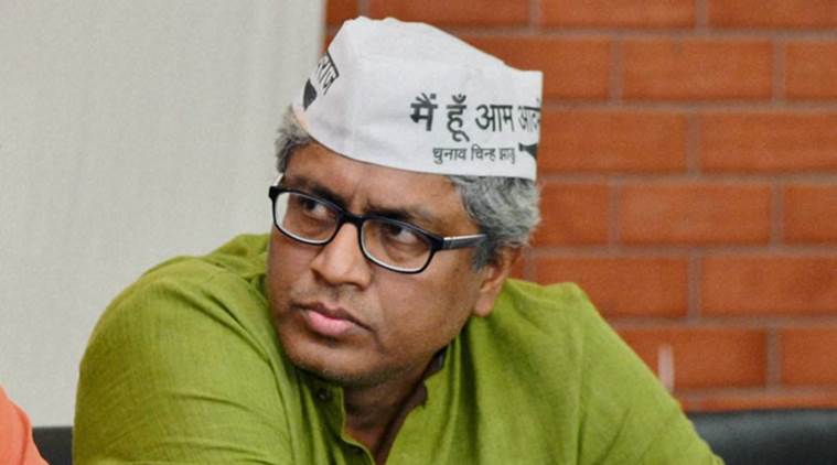 IndianExpress's tweet photo. #ElectionResults Election results 2017: Disappointed with performance, time to introspect, says AAP’s Ashutosh https://t.co/nHkT1aIIhs https://t.co/rEfhBPC1zV