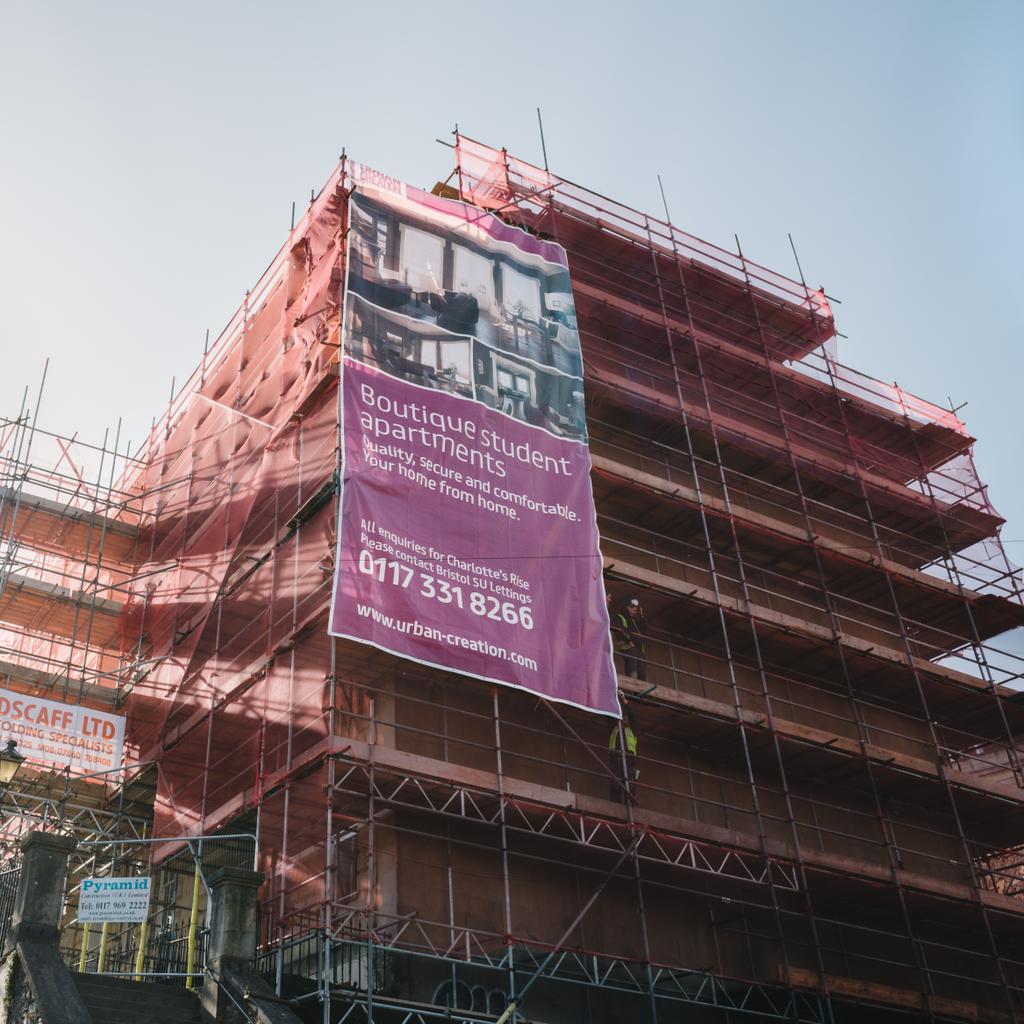 BannerlandUK's tweet photo. Supplied this 50m2 mesh banner with reinforced hems to Bristol company. We make them to any size -  using solvent based UV inks! #scaffold https://t.co/vqE2y2BY9e