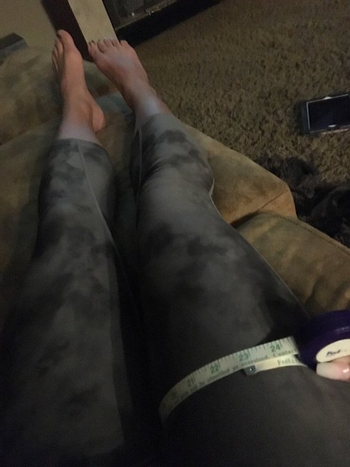 Each one of my thighs = 23 inches around &amp; My Calves = 14 inches https://t.co/534qdCBKvF