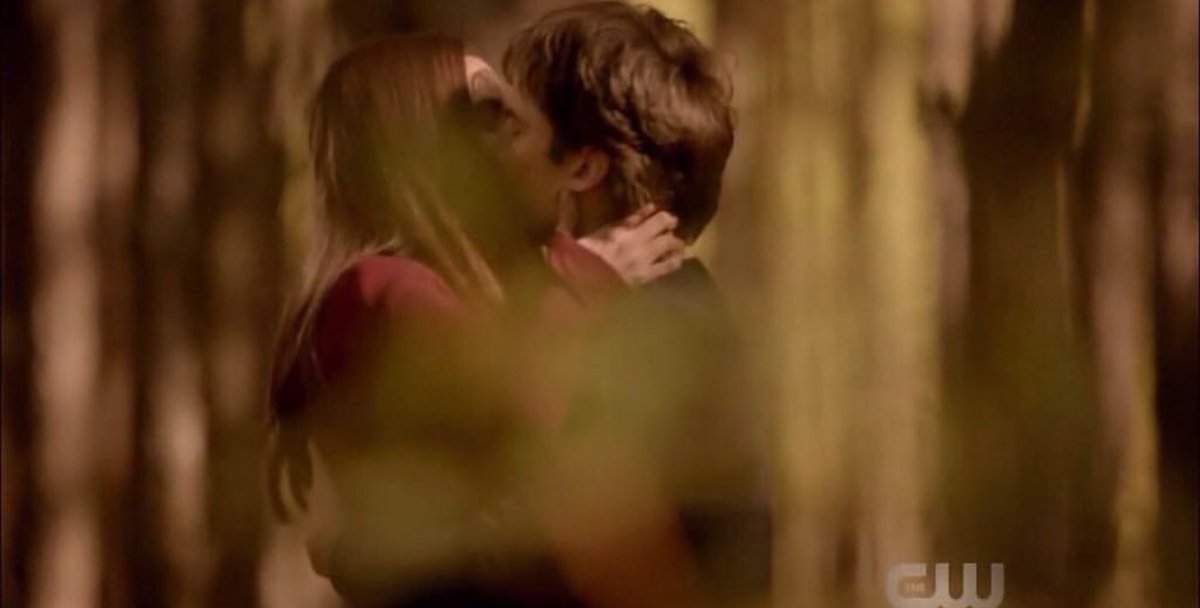 TVDEDITZVINE's tweet photo. #TVDForever I am so happy for my babies!!! They finally got married!!! 😊☺☺☺☺☺☺ #delena #delenaendgame https://t.co/Dq4ky8uS1c