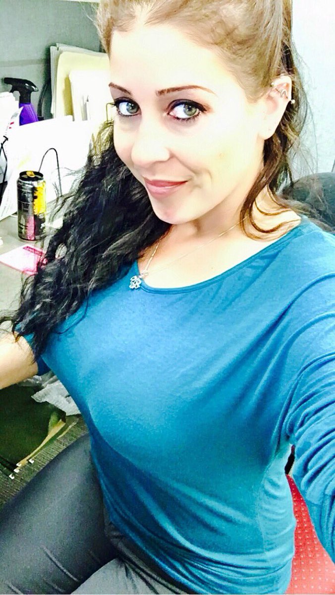 ChristineStrau2's tweet photo. #fastny @HyperRTs @NightRTs @FameRTs_ @FameRTs @HyperRT @AlienRTs @DevilArmy_ @DevilRTs #workselfie https://t.co/jf8TpyCwaL